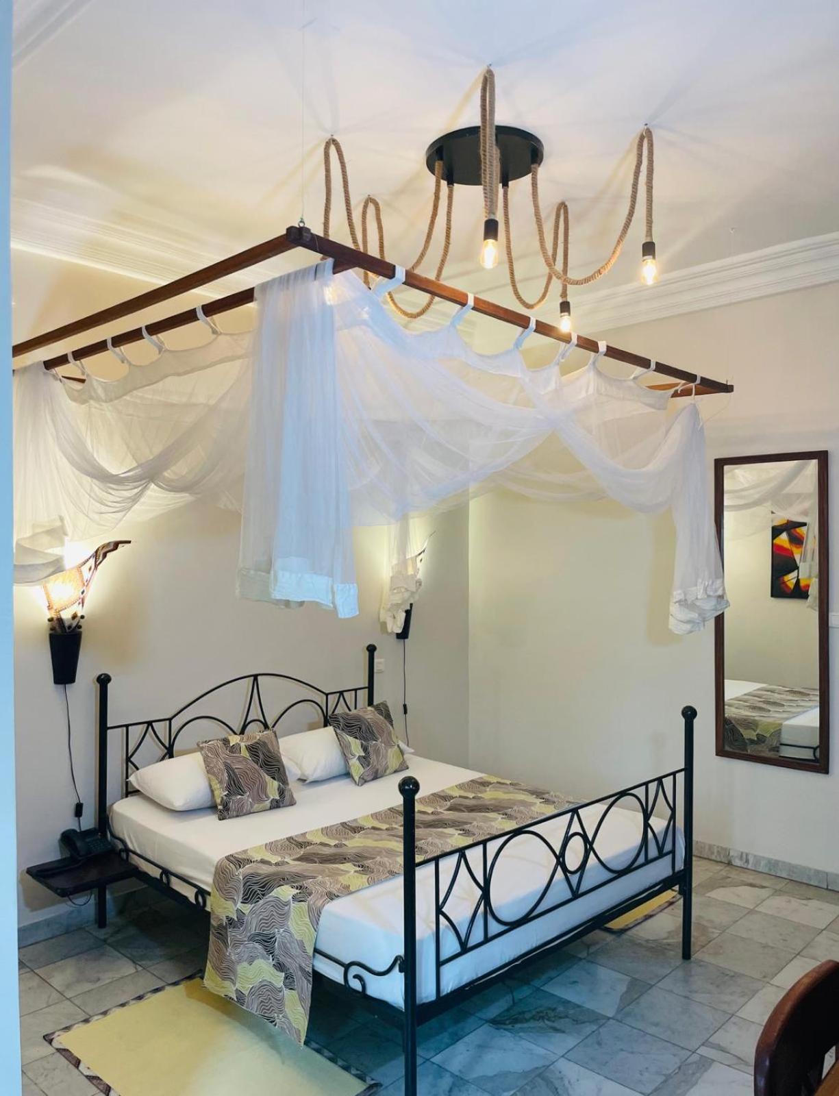 Le Lodge Des Almadies Дакар Екстер'єр фото